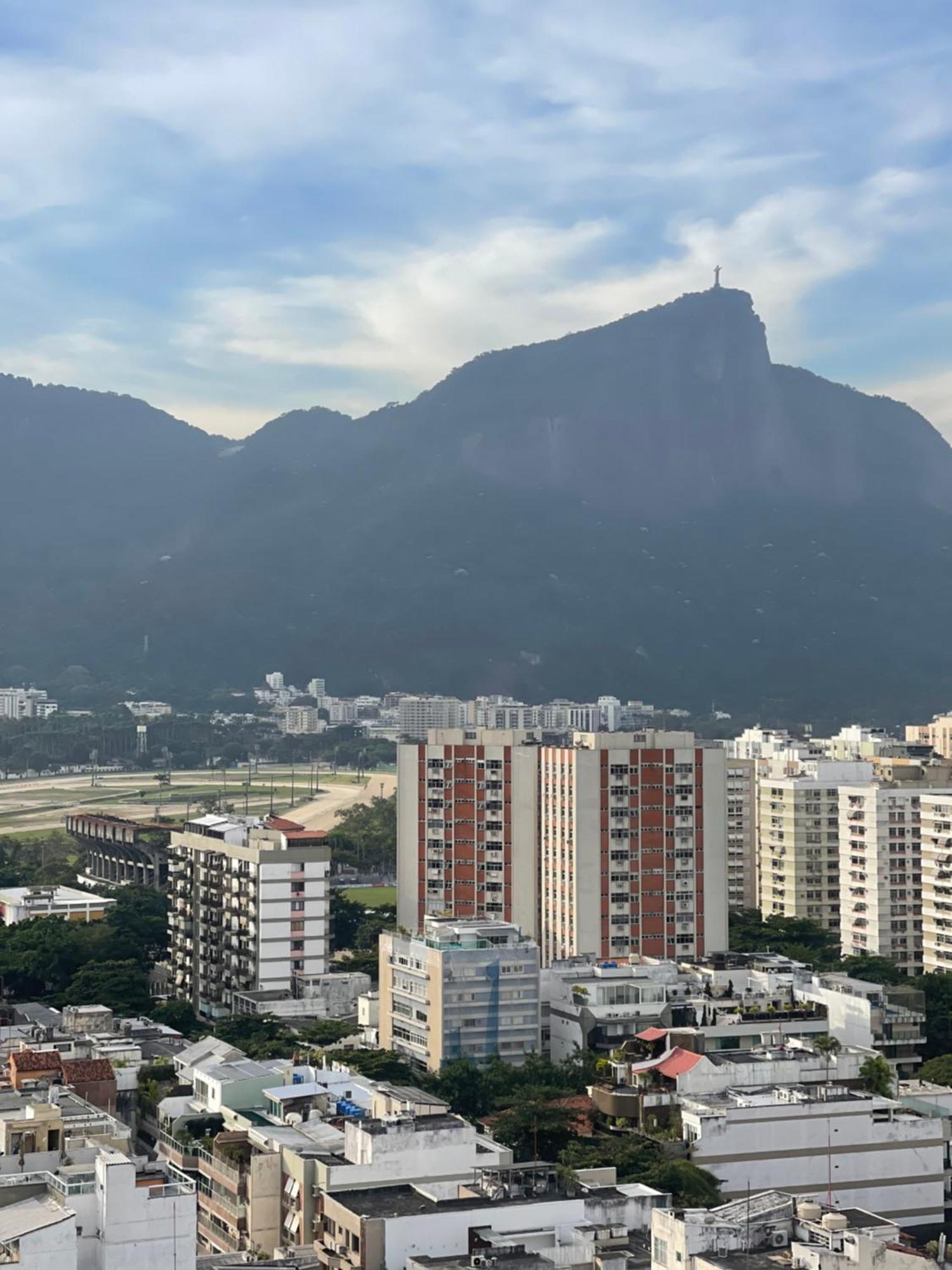 Vista Mar No Flat Leblon Com Piscina, Academia, Garagem E Arrumacao Diaria By Tata Appart hôtel Rio de Janeiro