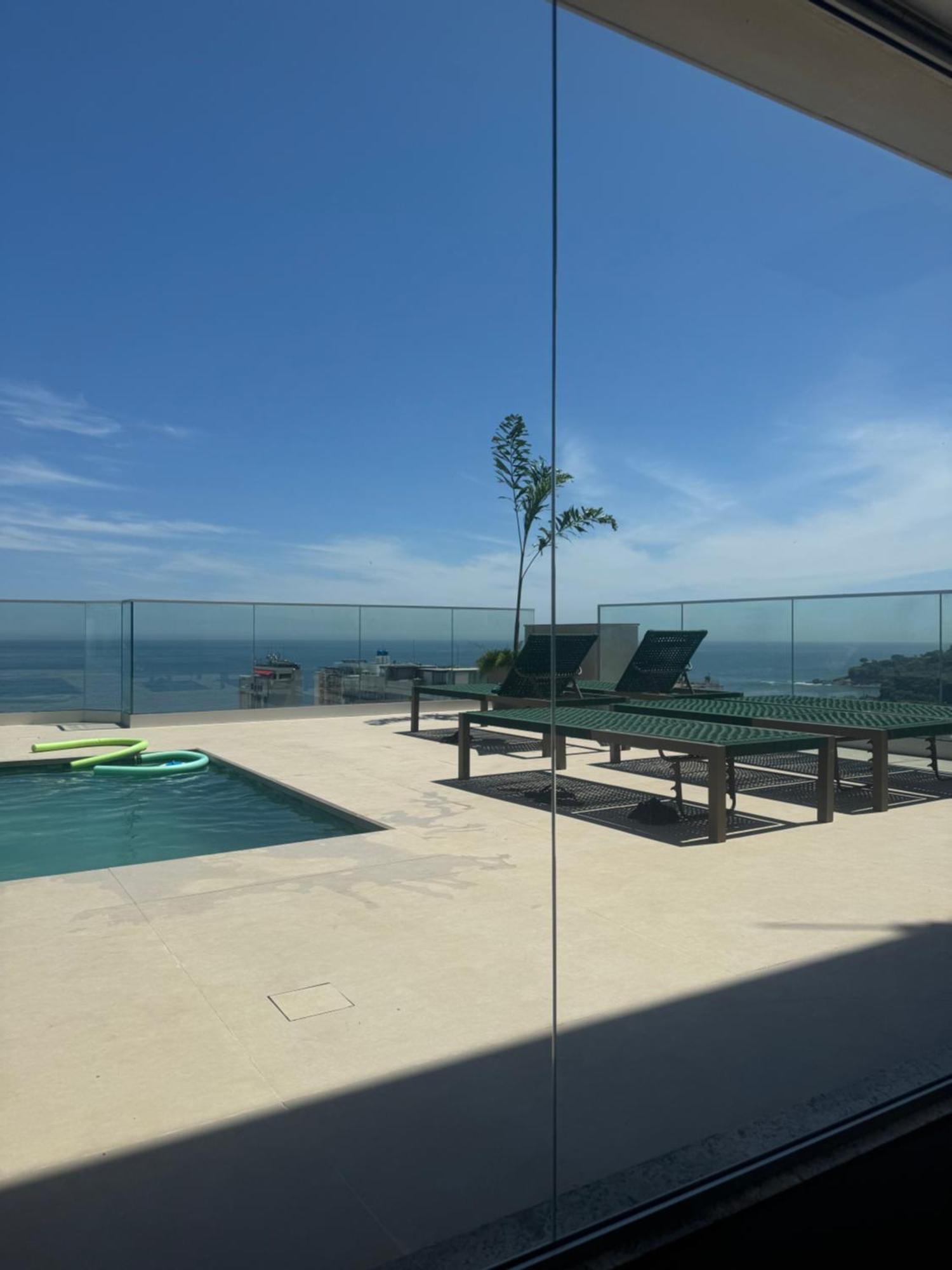 Vista Mar No Flat Leblon Com Piscina, Academia, Garagem E Arrumacao Diaria By Tata Appart hôtel *